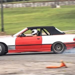 Meet your Posher, Dustin